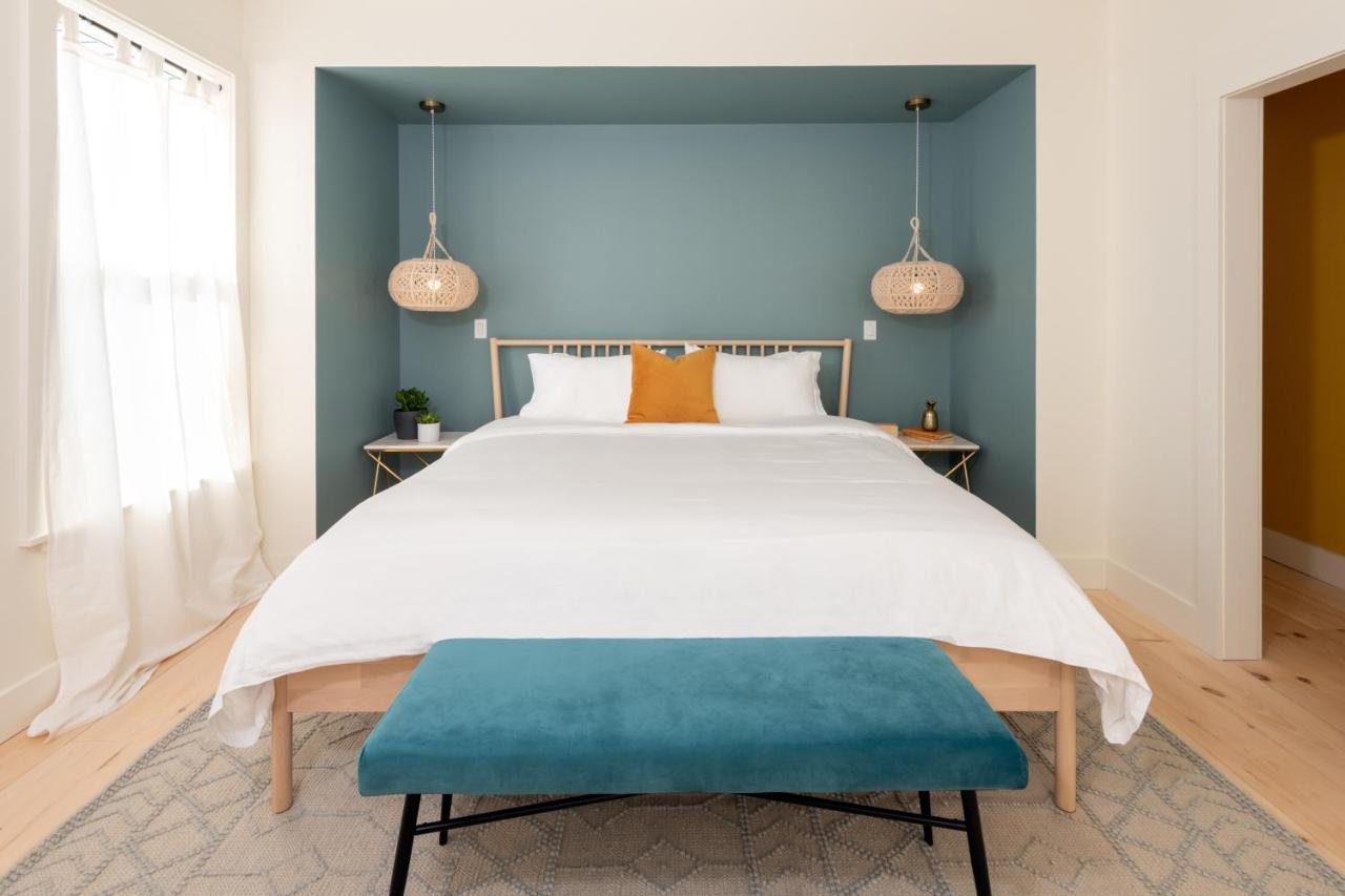 The August House Ξενοδοχείο Γουίντσορ Εξωτερικό φωτογραφία